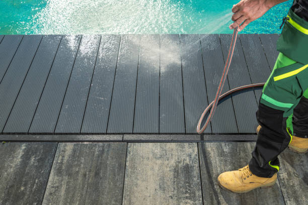 Why Choose Our Certified Pressure Washing Experts for Your Project Needs in Tangent, OR?